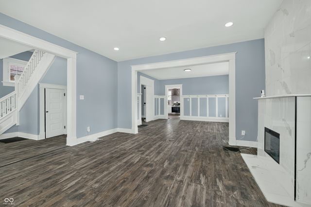 1560 Churchman, Indianapolis, IN 46203