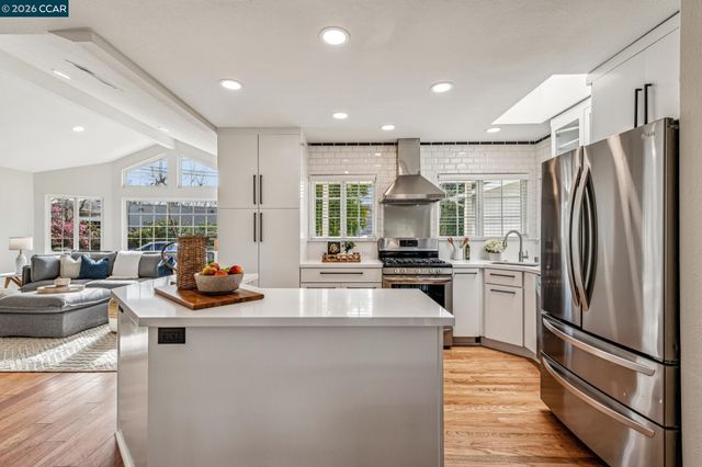 538 Shelly Dr, Pleasant Hill, CA 94523