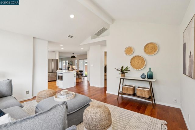 538 Shelly Dr, Pleasant Hill, CA 94523