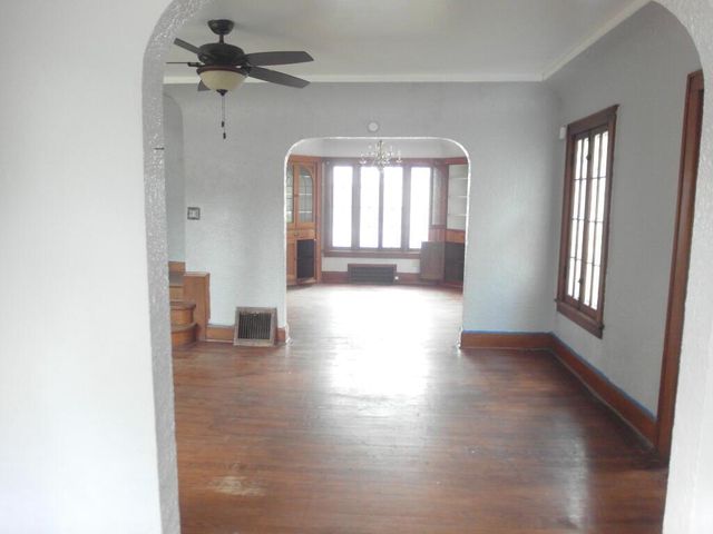 5839 N 35th STREET, Milwaukee, WI 53209