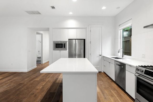 3812 Wadford ST A, Austin, TX 78704