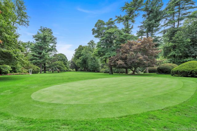 95 Piping Rock Road, Locust Valley, NY 11560