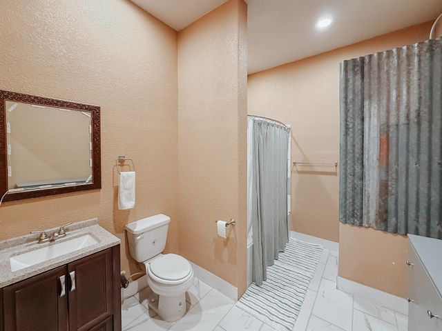 708 S Kerr Street, Blooming Grove, TX 76626