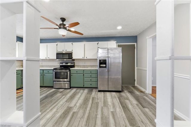 203 Valirey DR, Hampton, VA 23669