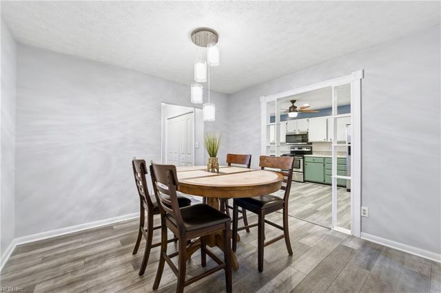 203 Valirey DR, Hampton, VA 23669