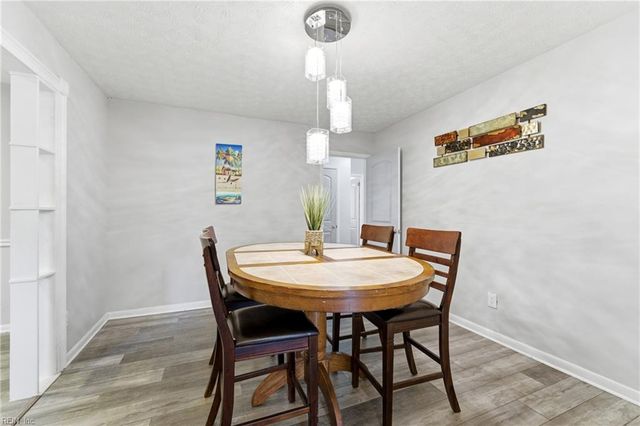 203 Valirey DR, Hampton, VA 23669