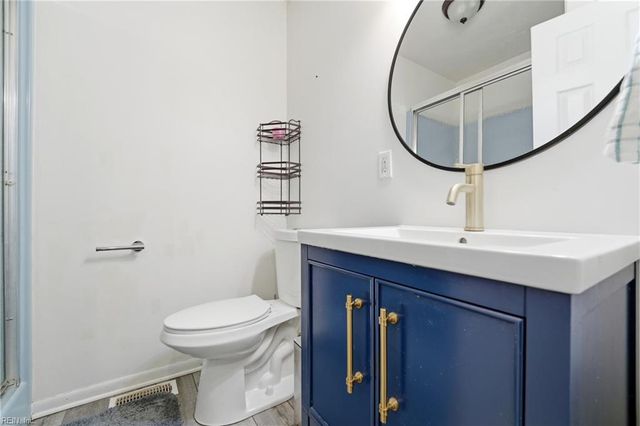 203 Valirey DR, Hampton, VA 23669