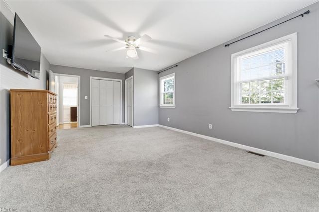 203 Valirey DR, Hampton, VA 23669