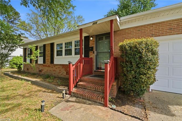 203 Valirey DR, Hampton, VA 23669