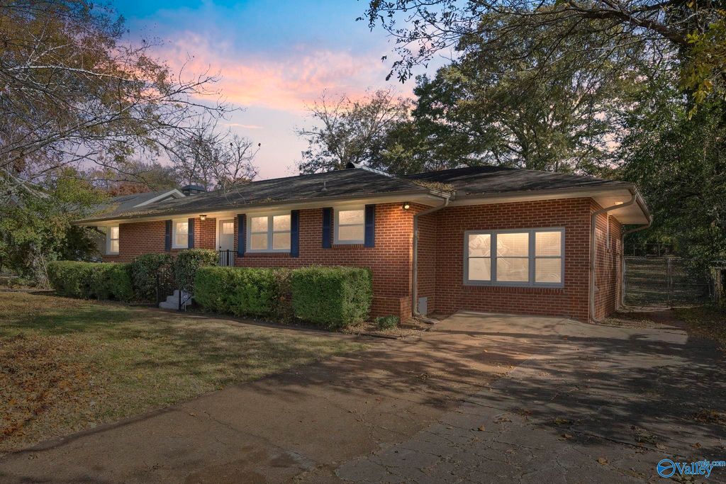 2219 Matthews Street, Huntsville, AL 35801