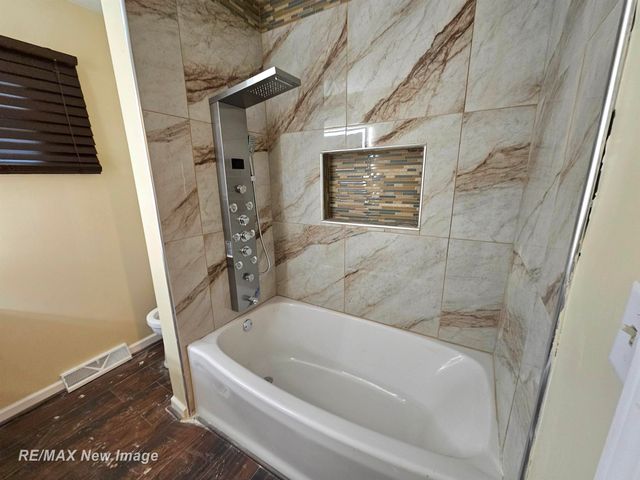 2822 Kensington Drive, Saginaw, MI 48601