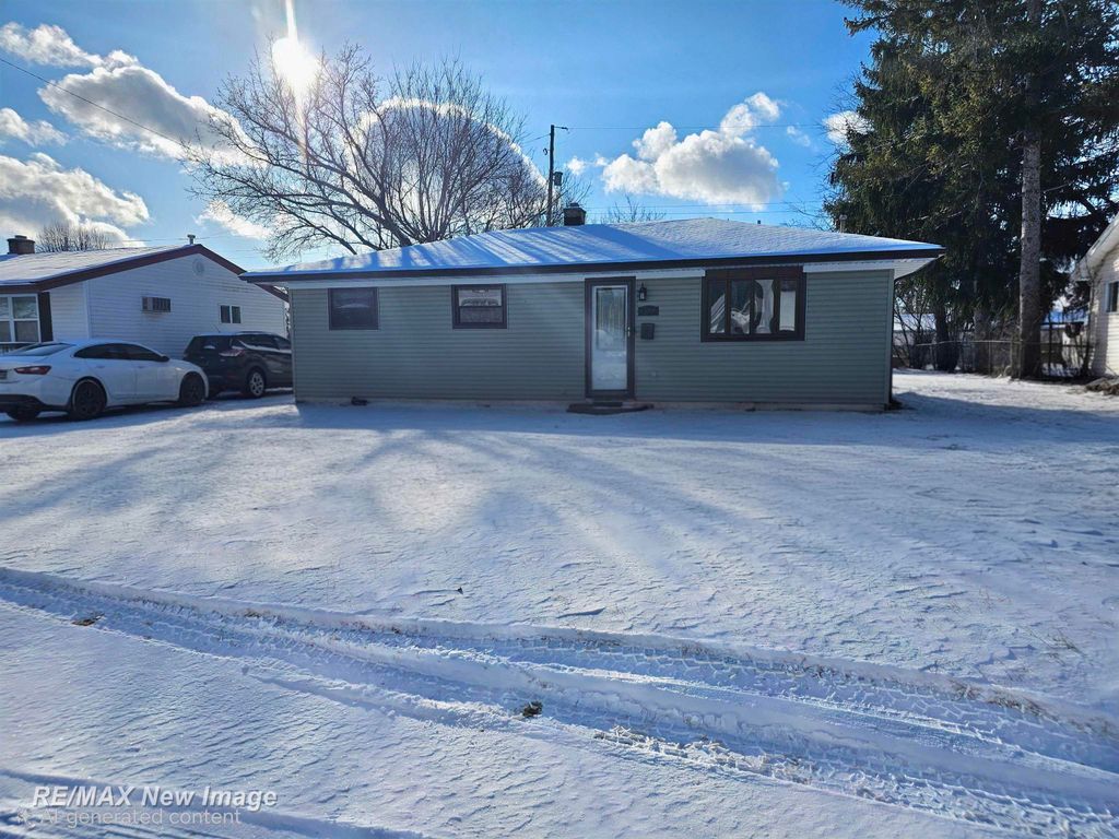 2822 Kensington Drive, Saginaw, MI 48601