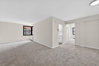 3240 92nd St # B-311, New York City, NY 11369