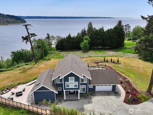 8065 George Drive, Clinton, WA 98236
