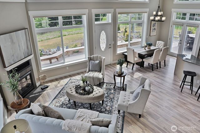8065 George Drive, Clinton, WA 98236