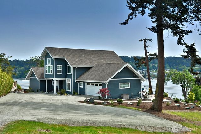 8065 George Drive, Clinton, WA 98236