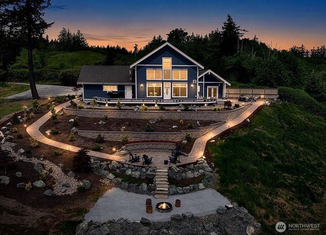 8065 George Drive, Clinton, WA 98236
