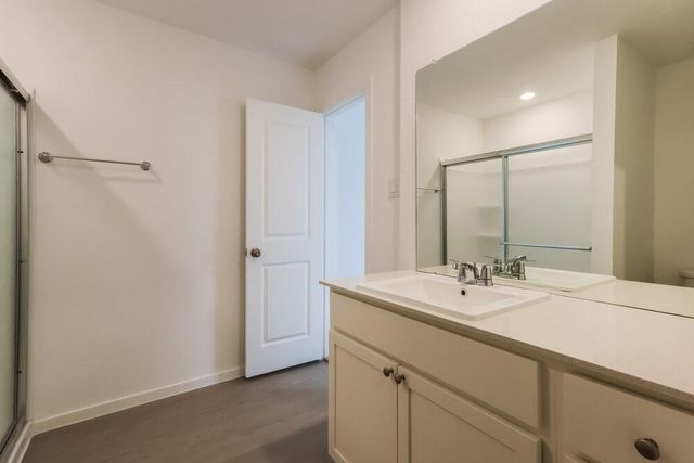 609 Craven Street, Conroe, TX 77316