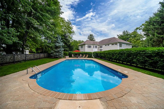 10 Wilson Court, Spring Valley, NY 10977