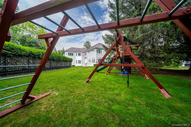 10 Wilson Court, Spring Valley, NY 10977