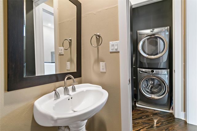 3419 Gillespie Street, Houston, TX 77020