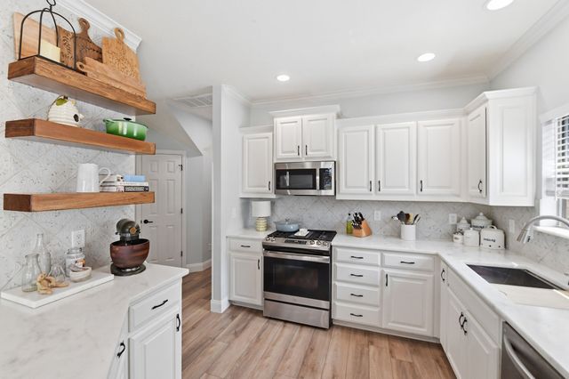 12137 Walden Wood Drive, Fort Worth, TX 76244