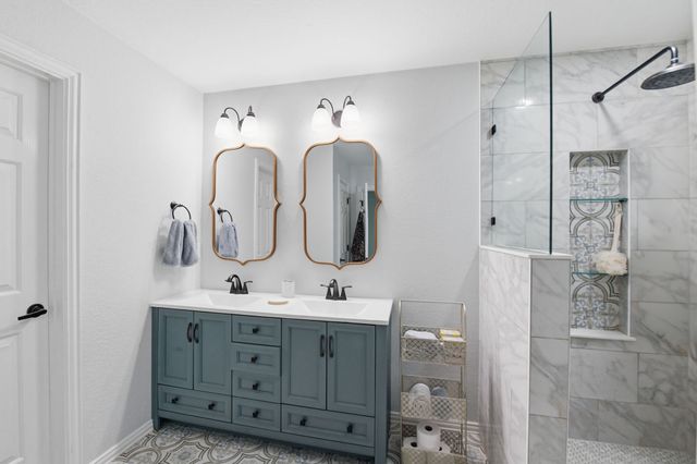 12137 Walden Wood Drive, Fort Worth, TX 76244