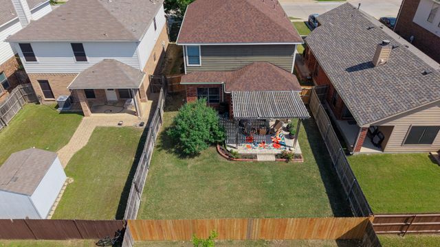 12137 Walden Wood Drive, Fort Worth, TX 76244