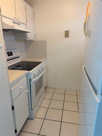 600 NW 32nd Place 312, Miami, FL 33125