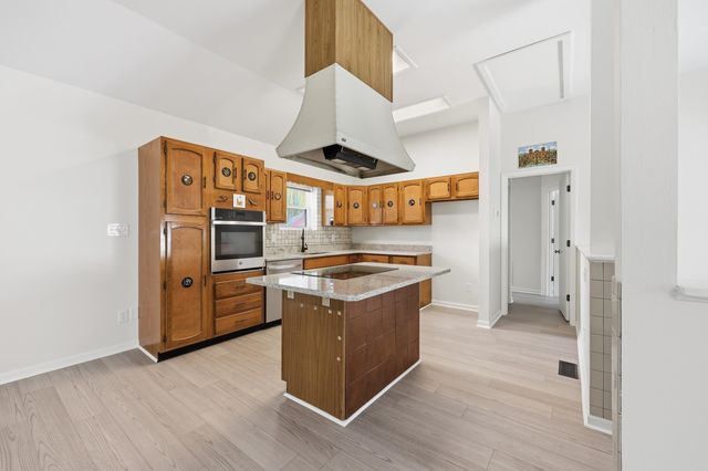 2227 Jefferson Circle, Little River, SC 29566