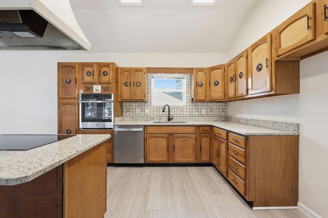 2227 Jefferson Circle, Little River, SC 29566