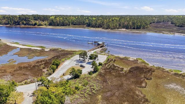 2227 Jefferson Circle, Little River, SC 29566