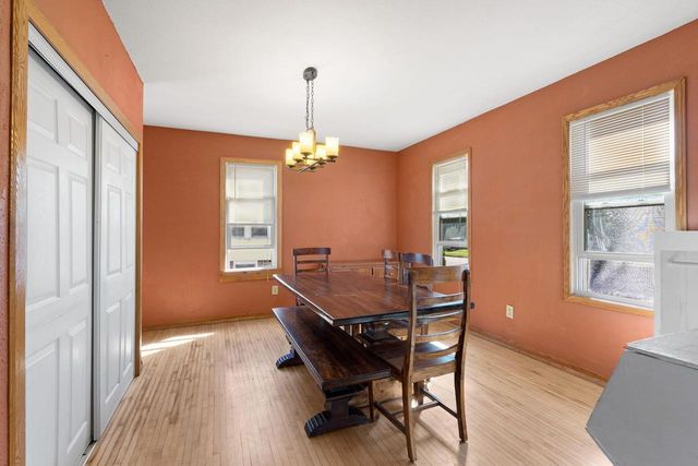 315 E QUINCY STREET, New London, WI 54961