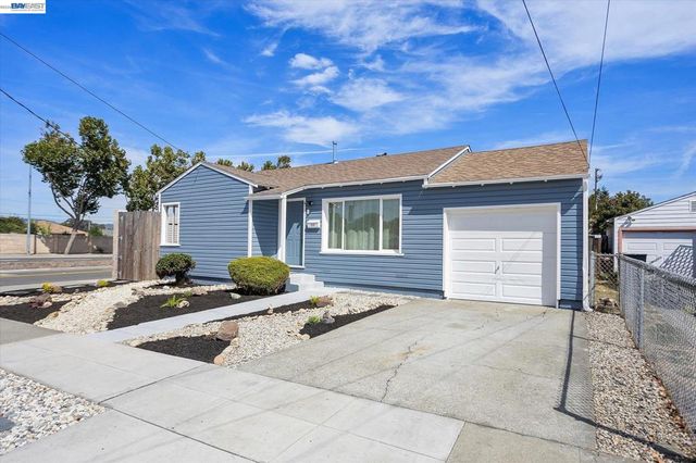 1220 Gilmore Dr, San Leandro, CA 94577
