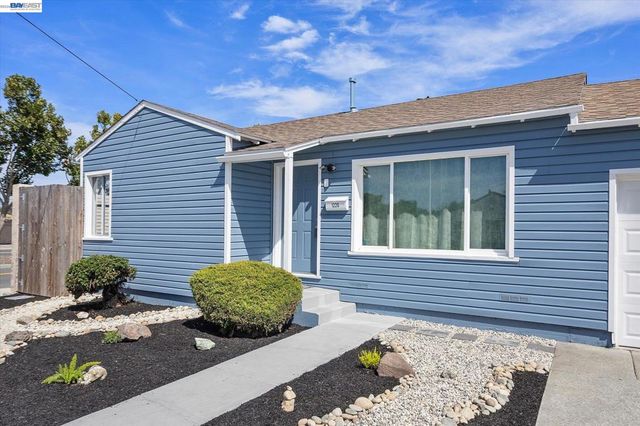 1220 Gilmore Dr, San Leandro, CA 94577