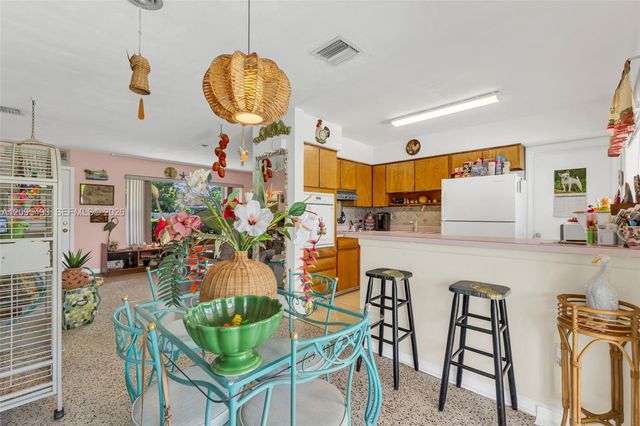 10511 SW 53rd Street, Miami, FL 33165