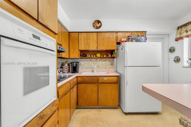 10511 SW 53rd Street, Miami, FL 33165