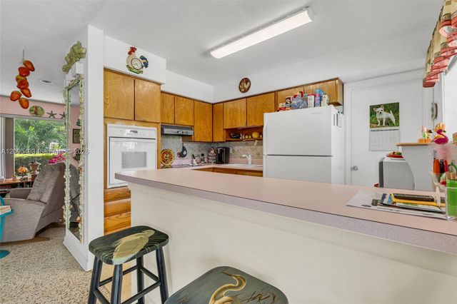 10511 SW 53rd Street, Miami, FL 33165