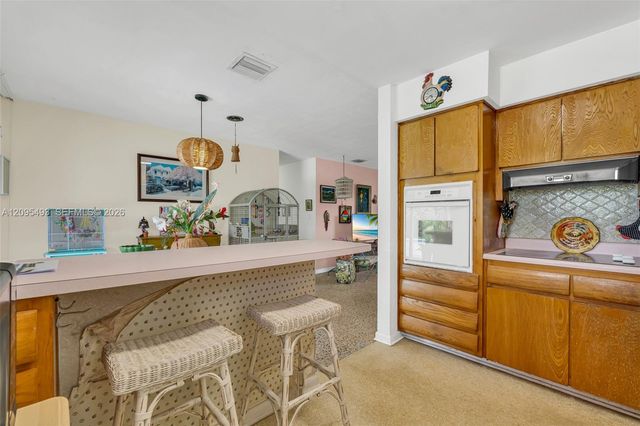 10511 SW 53rd Street, Miami, FL 33165