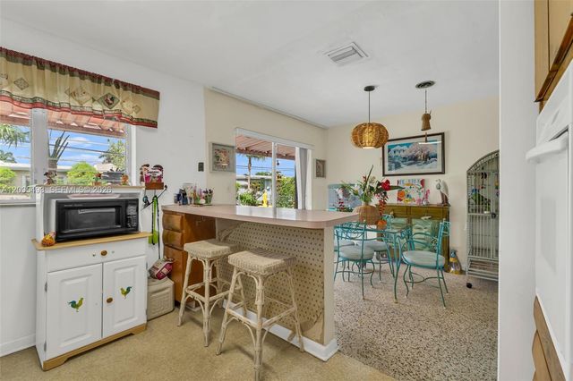10511 SW 53rd Street, Miami, FL 33165