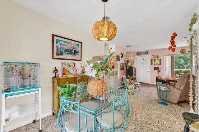 10511 SW 53rd Street, Miami, FL 33165