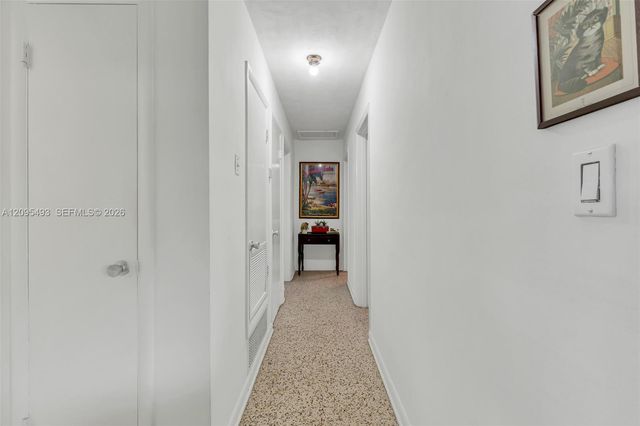 10511 SW 53rd Street, Miami, FL 33165