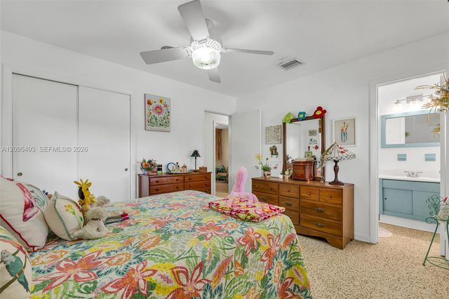 10511 SW 53rd Street, Miami, FL 33165