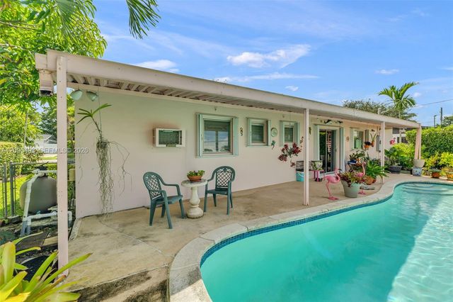 10511 SW 53rd Street, Miami, FL 33165