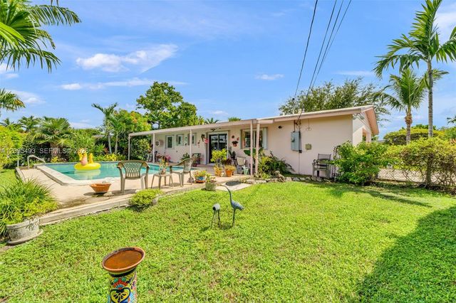 10511 SW 53rd Street, Miami, FL 33165