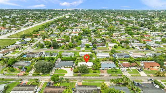 10511 SW 53rd Street, Miami, FL 33165