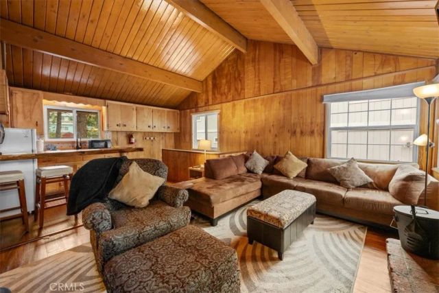 567 Highland, Big Bear Lake, CA 92315