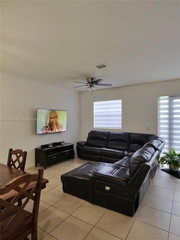 11845 SW 252nd Ter, Homestead, FL 33032