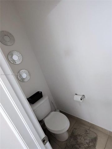 11845 SW 252nd Ter, Homestead, FL 33032