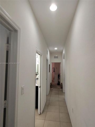 11845 SW 252nd Ter, Homestead, FL 33032